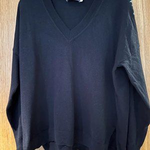 Navy Mint Velvet v neck jumper with detailed sleeves